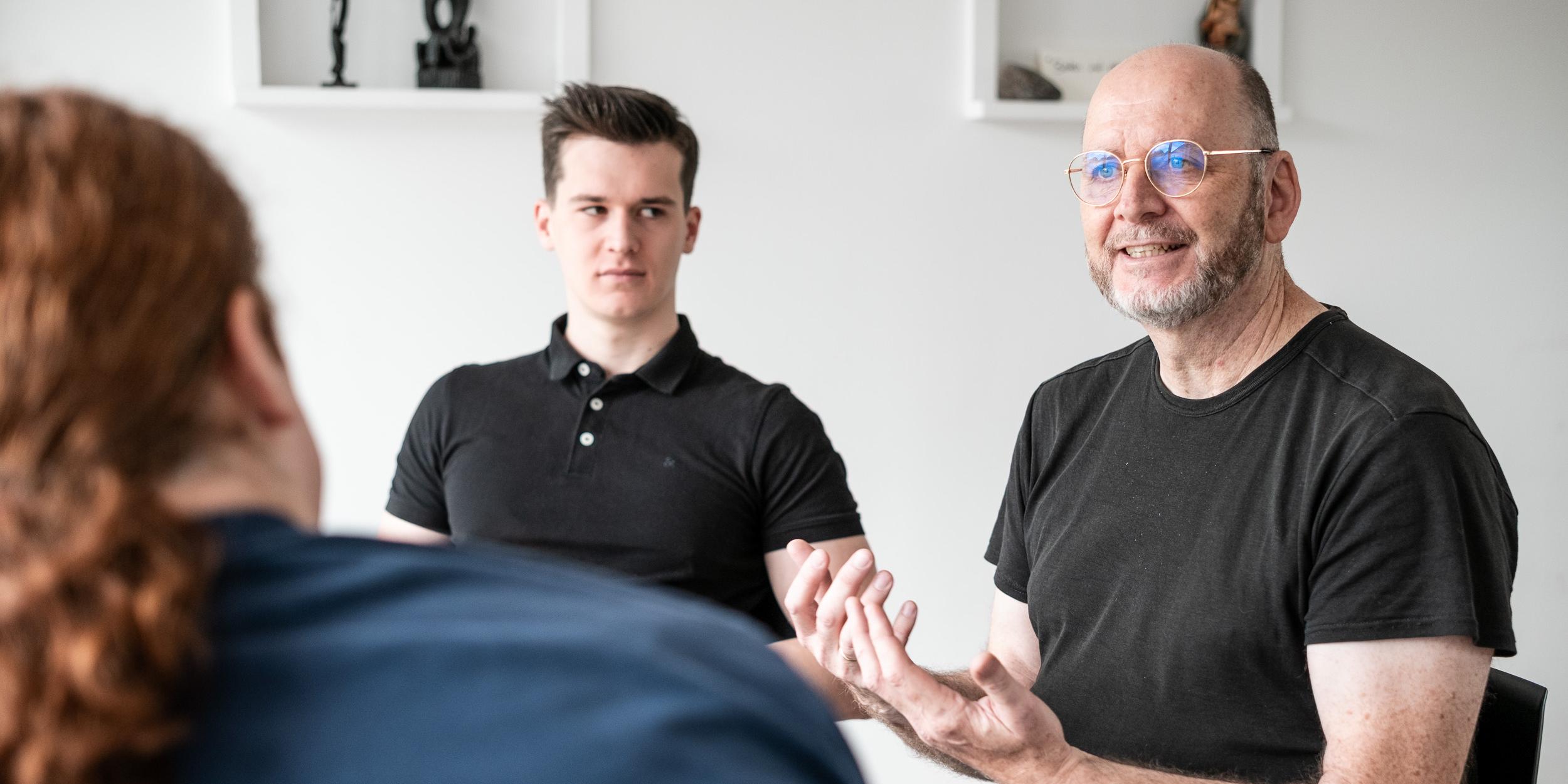 Eldar Dzinvaliuk und Matthias Hakes.