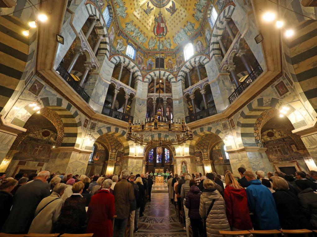 Dom Gottesdienst