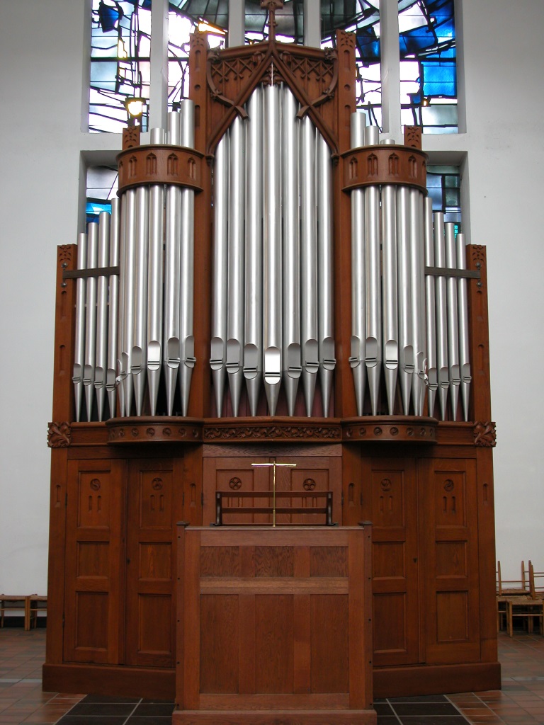Chororgel von Johannes Klais II / 16 (1912) op. 475 nach der Restaurierung durch Orgelbaumeister Martin Scholz, Mönchengladbach