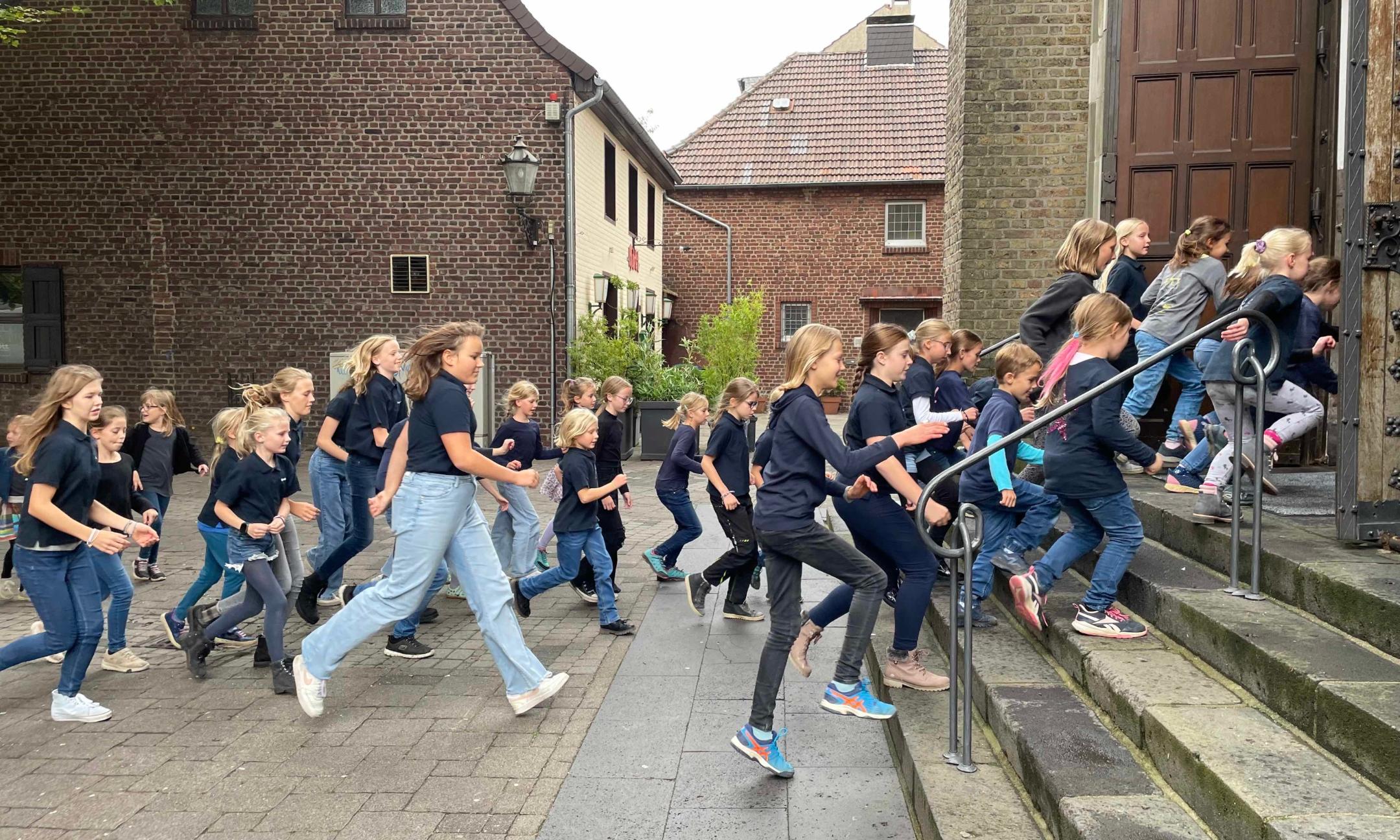 „Reading- Session- Kinderchor“ -  Anmeldung bis zum 12 . August 2024