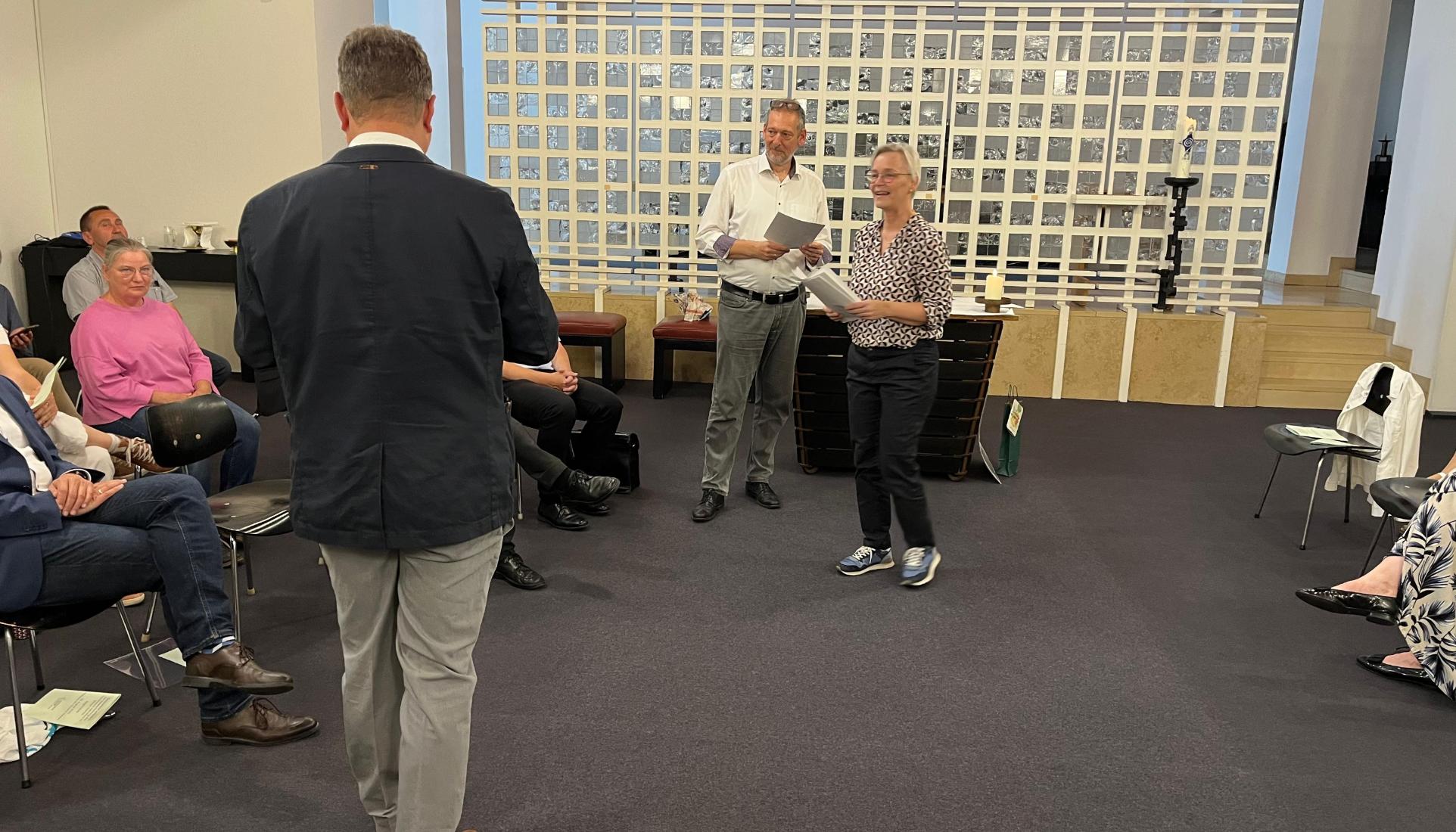 Abteilungsleiterin Andrea Kett und Abteilungsleiter Markus Offner