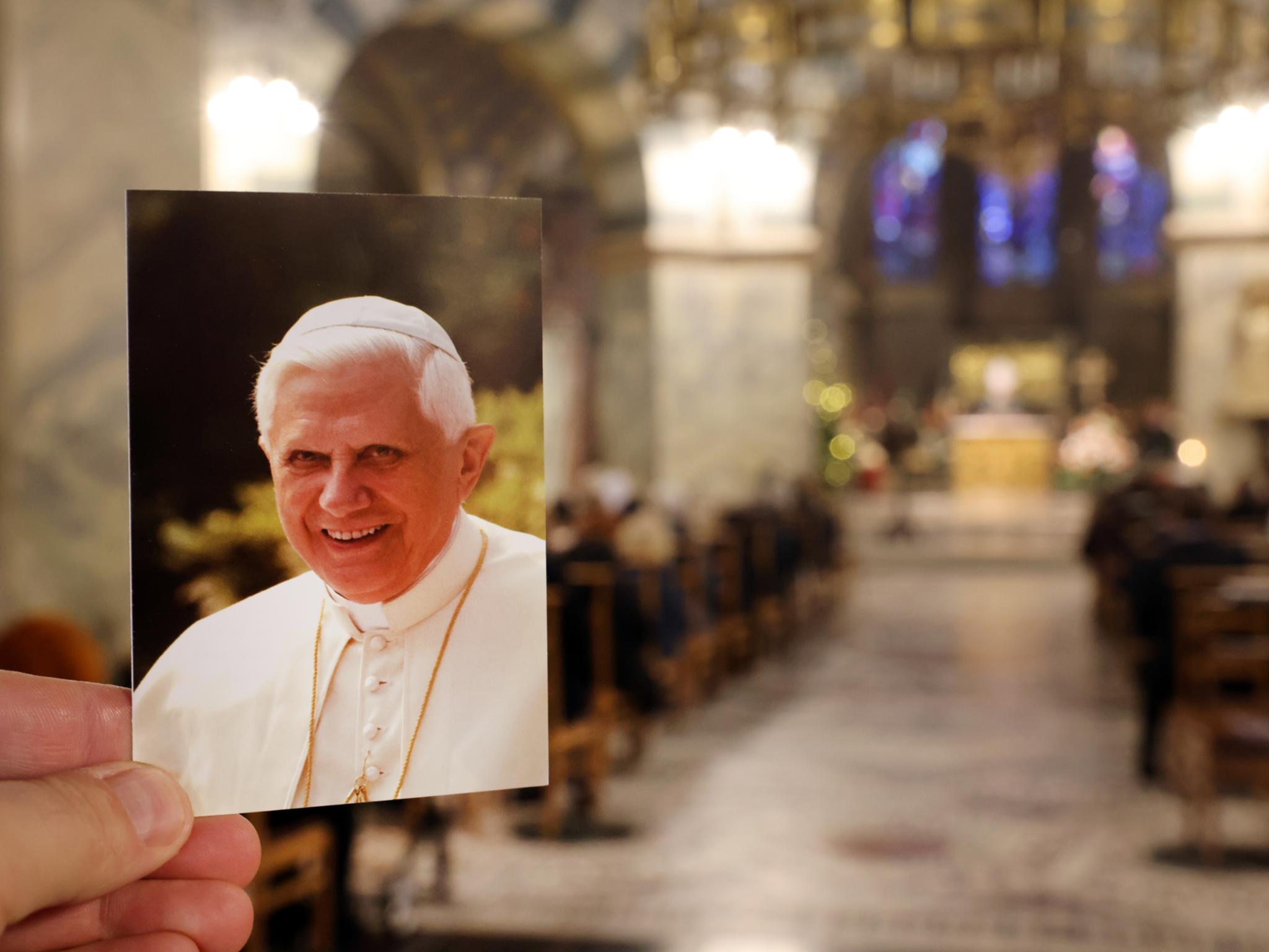 Pontifikalrequiem zu Ehren von Papst Benedikt