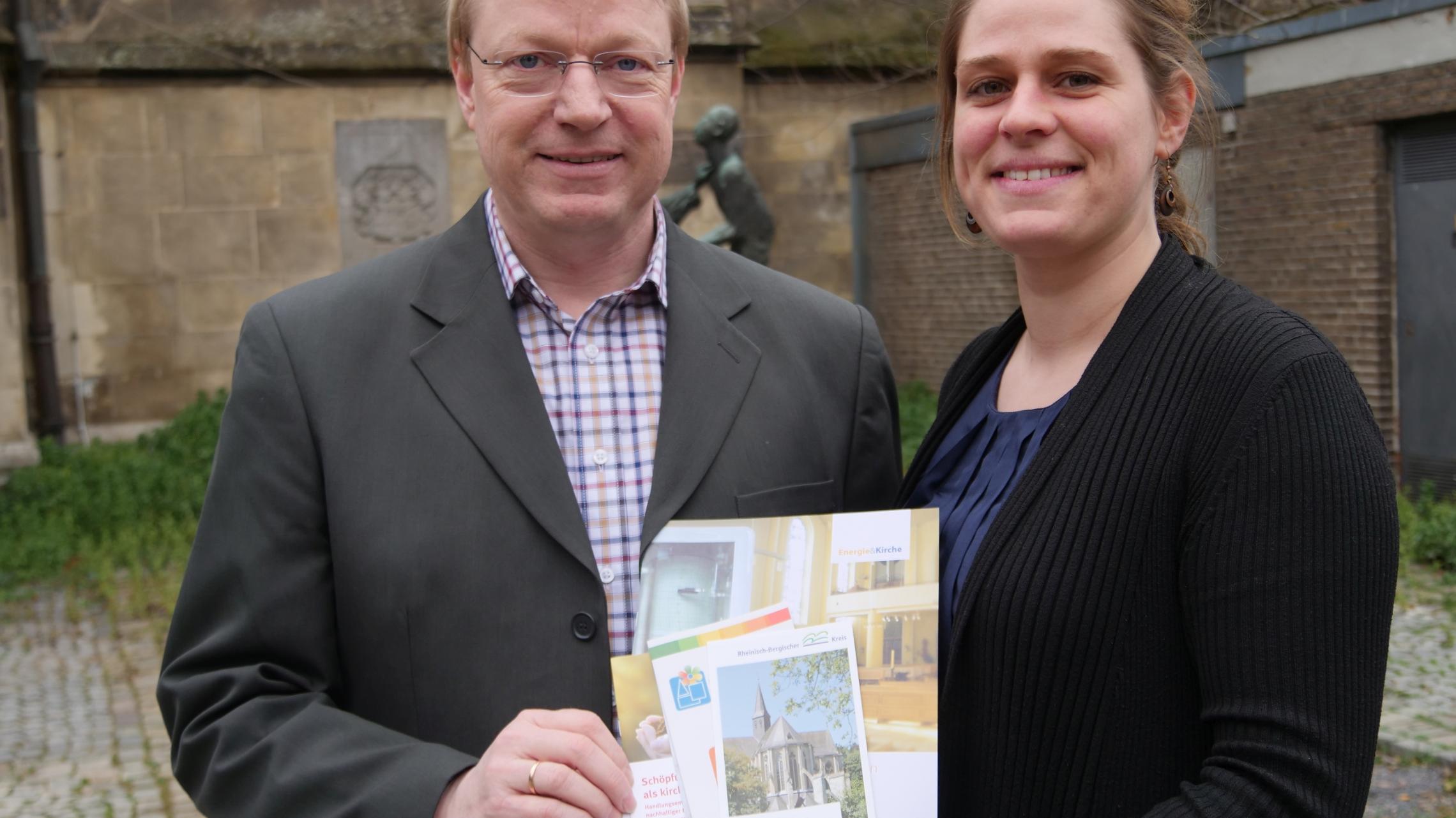 Das Projektteam Energiemanagement: Thomas Ehses und Marie Goebel