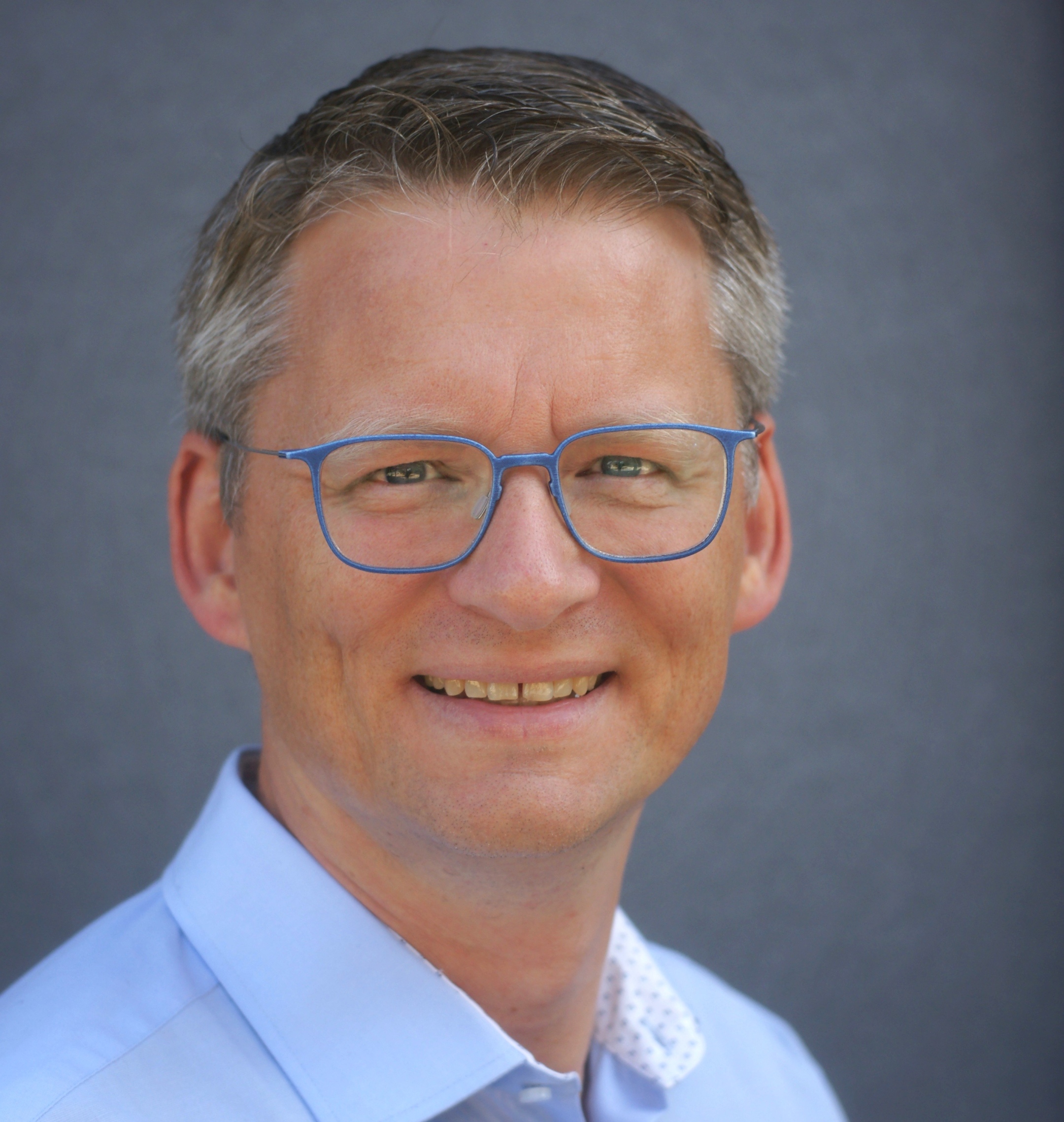 Dr. Dieter Praas