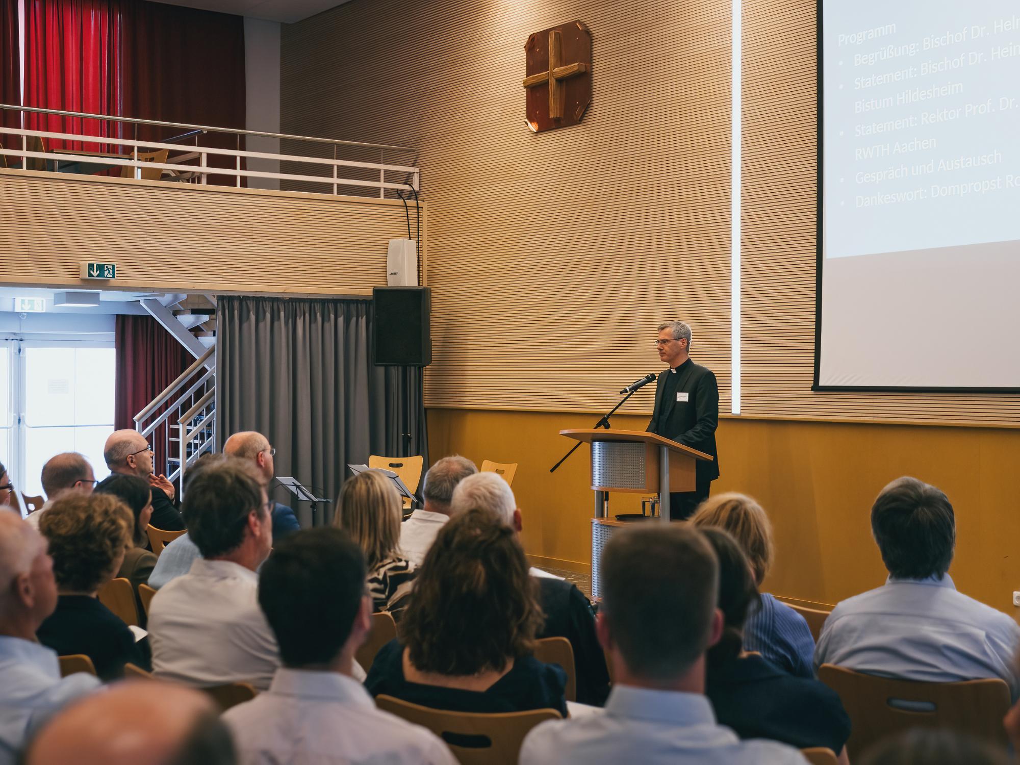 Hochschulabend im Rahmen der Heiligtumsfahrt (c) Alexander Müller