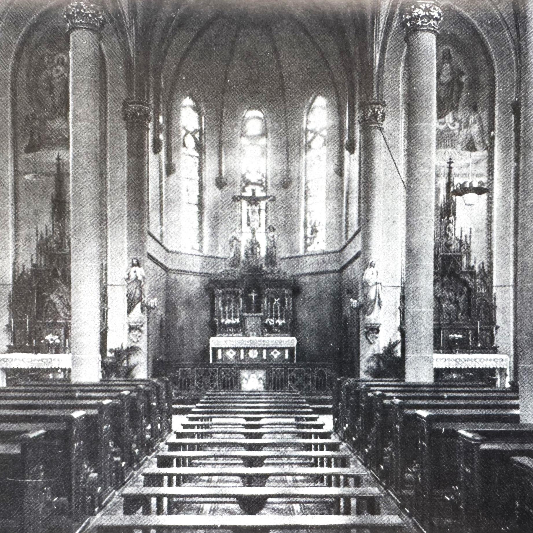 Alte Albertuskirche vor der Zerstörung 1944
