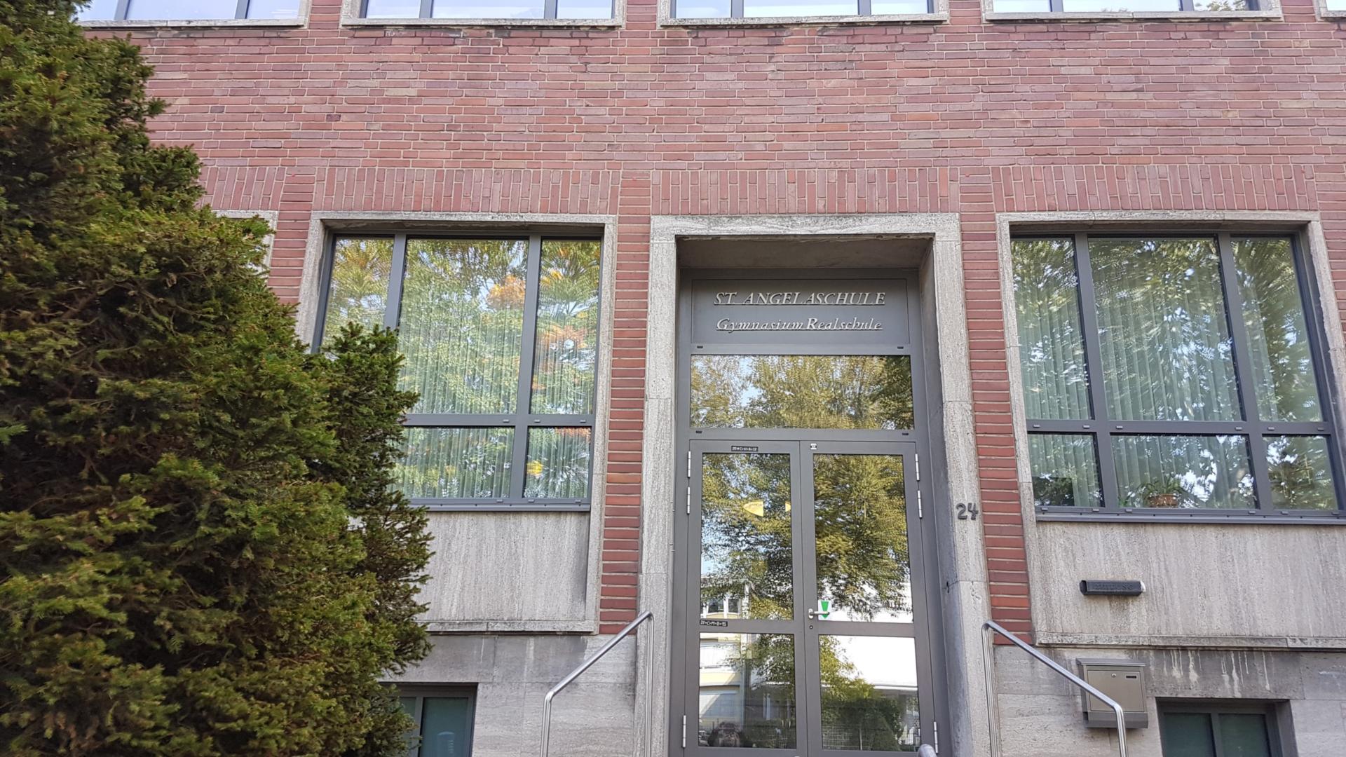 St. Angela-Schule