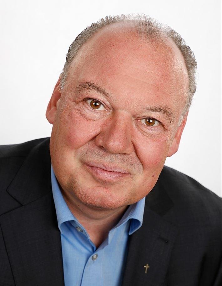 Diakon Manfred  Kappertz