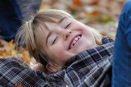 THEMA: KINDER UND JUGENDLICHE
