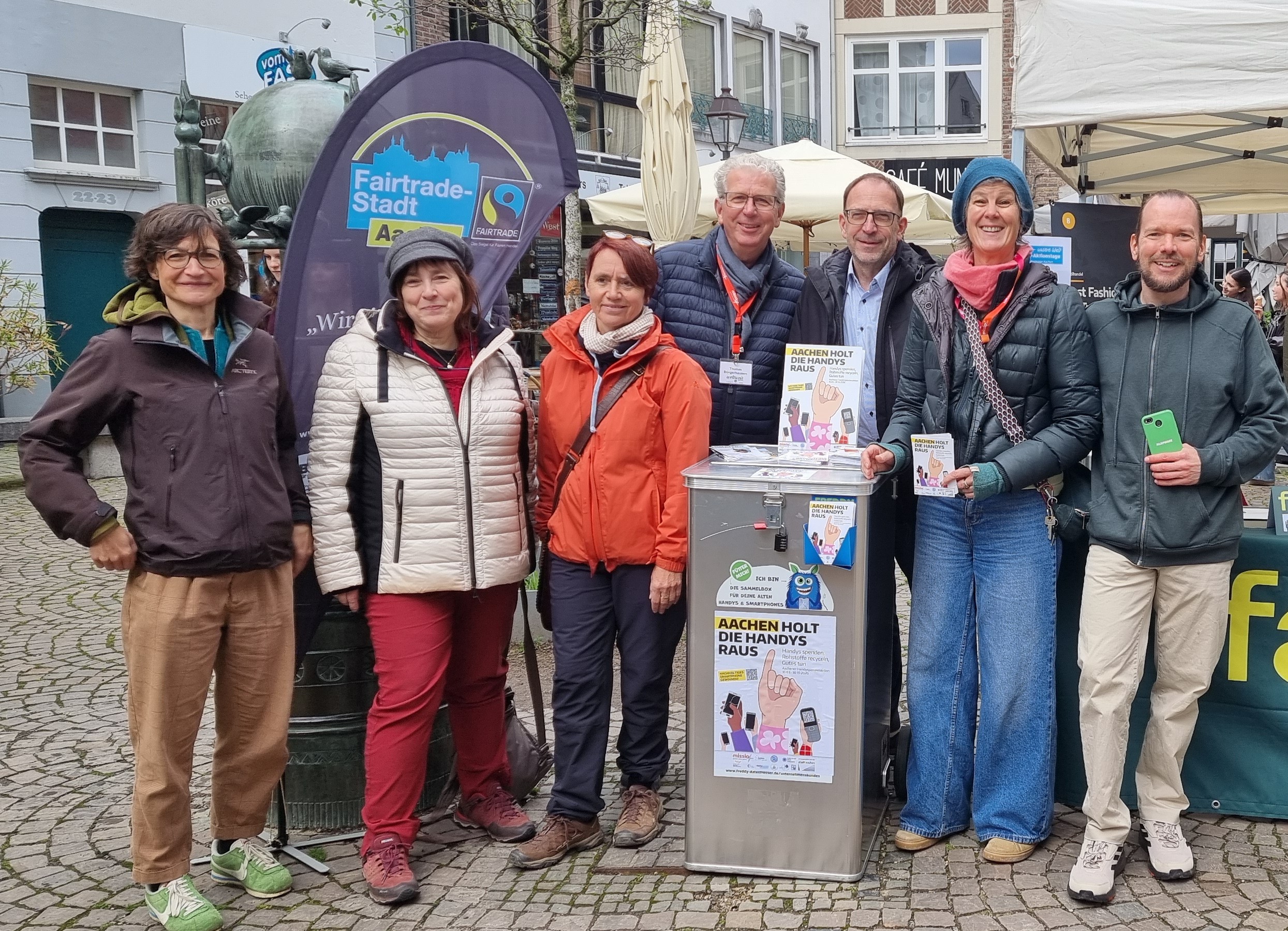 Bei den Fairtrade-Aktionstagen der Städteregion Aachen wurde u. a. auf die Handysammelaktion von missio aufmerksam gemacht.