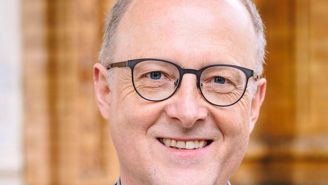 Dr. Bernd Bornhorst
