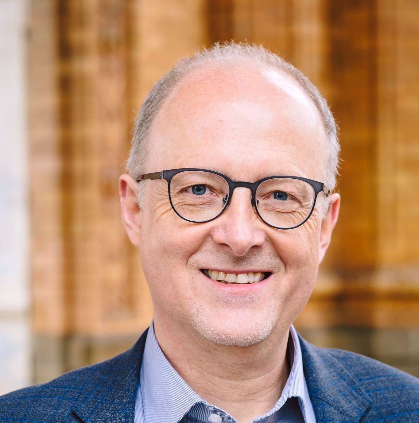 Dr. Bernd Bornhorst