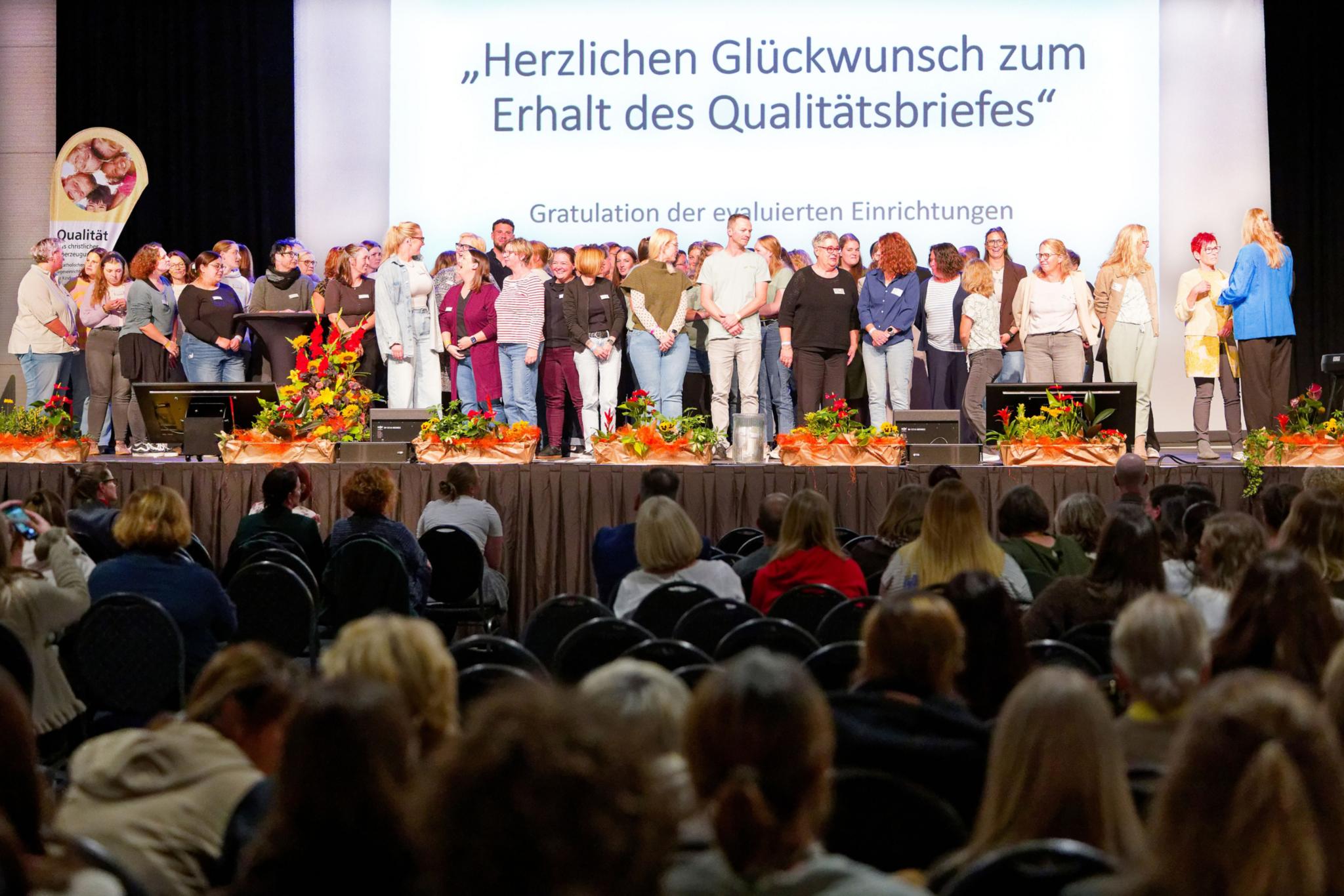 Feierliche Abschlussveranstaltung in der Kulturmuschel im Brückenkopfpark Jülich