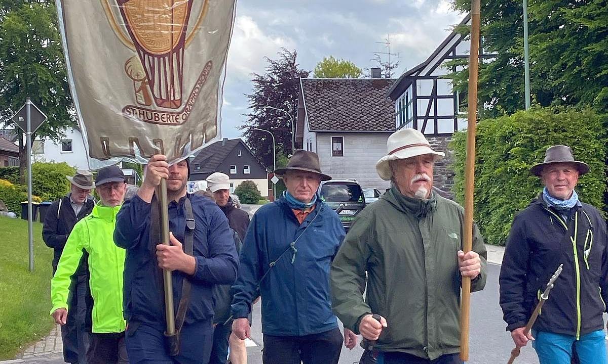 Die Lendersdorfer Fußwallfahrt führt nach Saint-Hubert