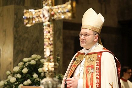 Bischof Dr. Helmut Dieser (Archivfoto)