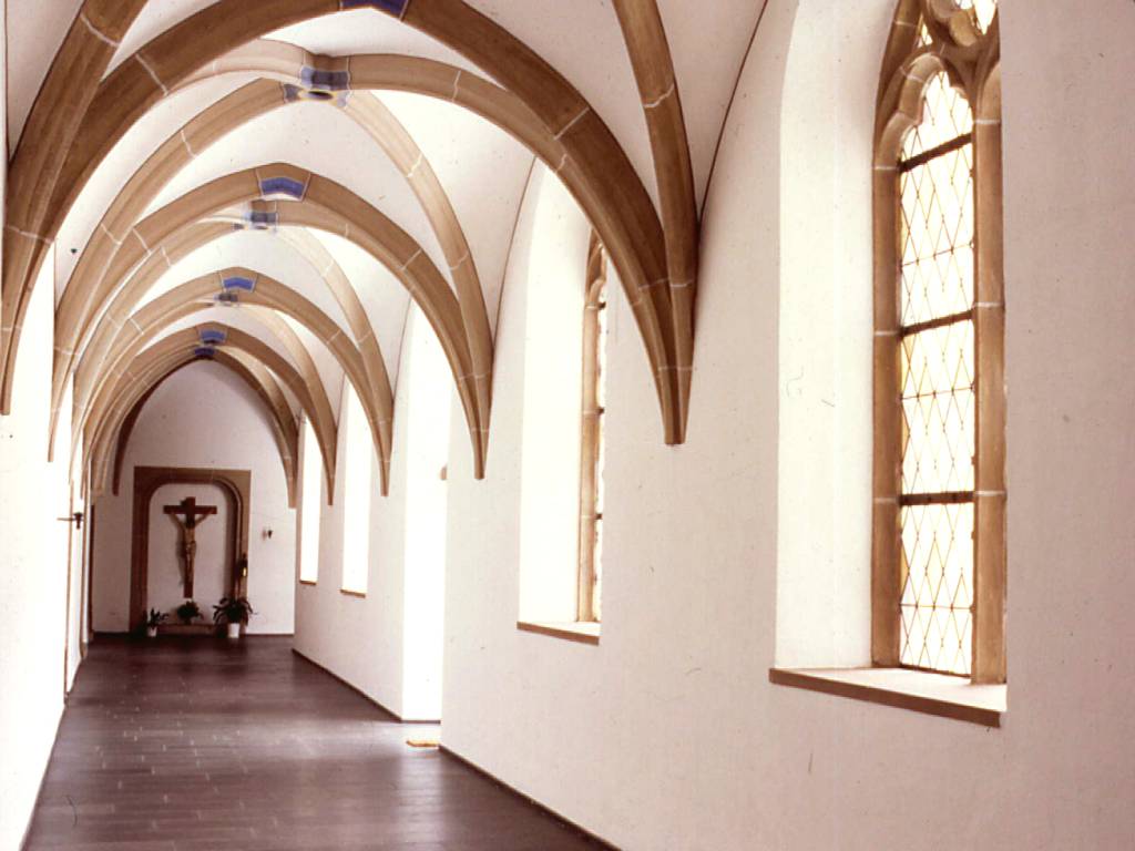 Kreuzgang (c) Abtei Mariwald