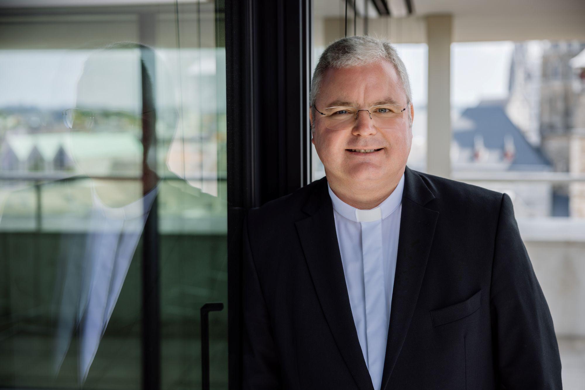 „Unser Glaube gründet nicht im Bewahren des Vergangenen, sondern im Vertrauen auf den lebendigen Gott“, betont Generalvikar Jan Nienkerke.