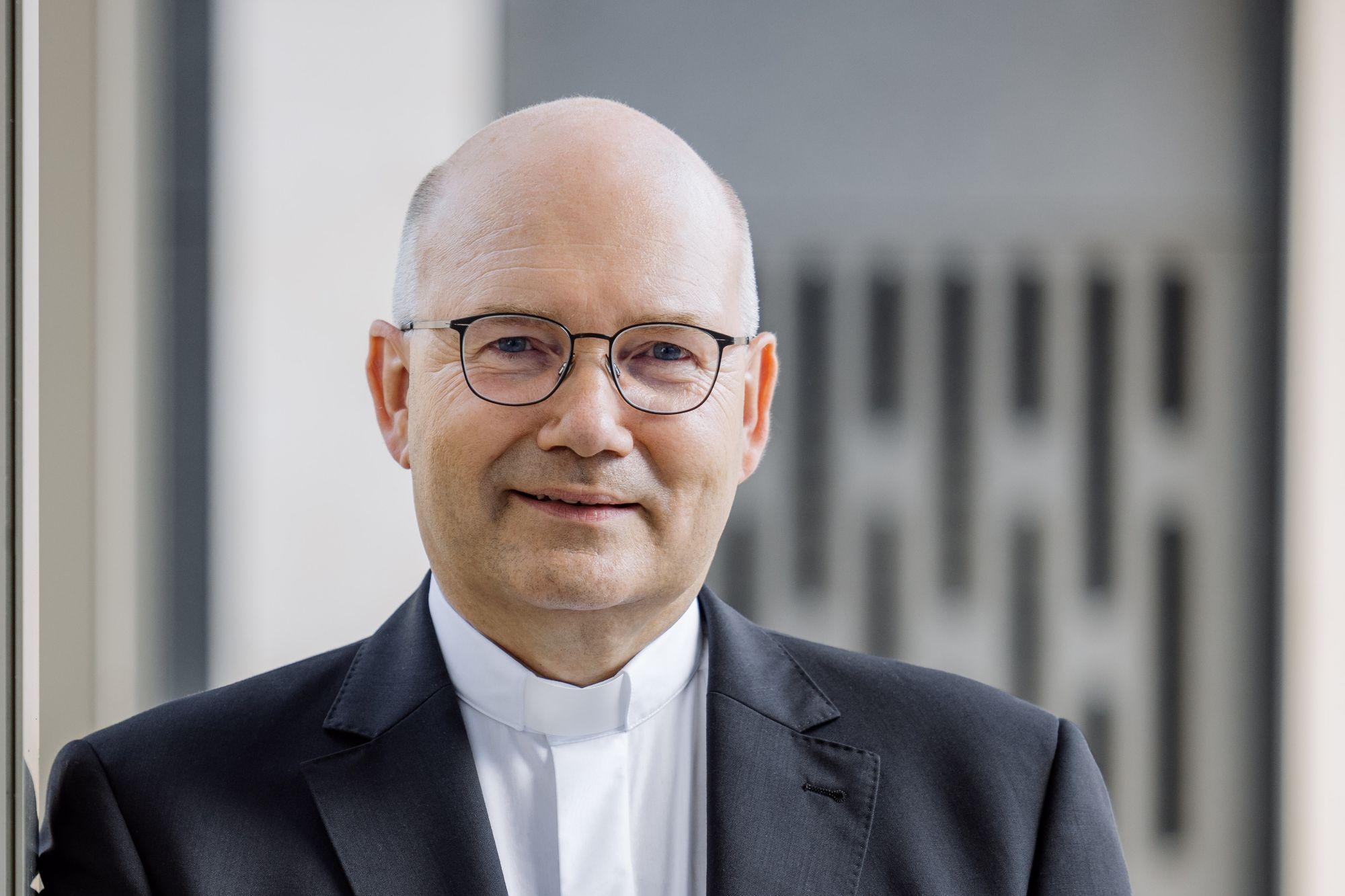 Bischof Dr. Helmut Dieser lädt zu zwei Pilgertagen in Steinfeld und Mönchengladbach ein