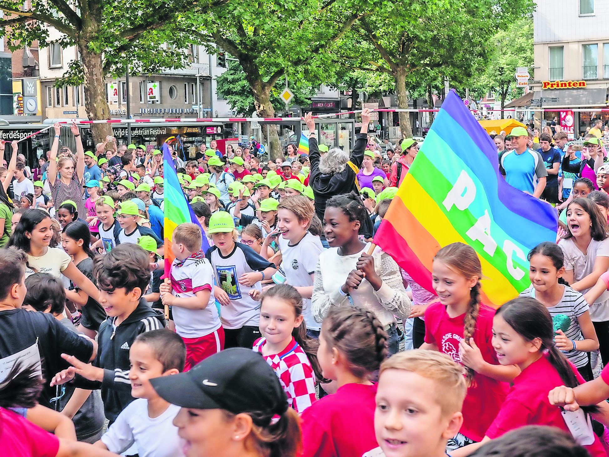2000 Schülerinnen und Schüler haben sich für den 18. Friedenslauf bislang angemeldet.