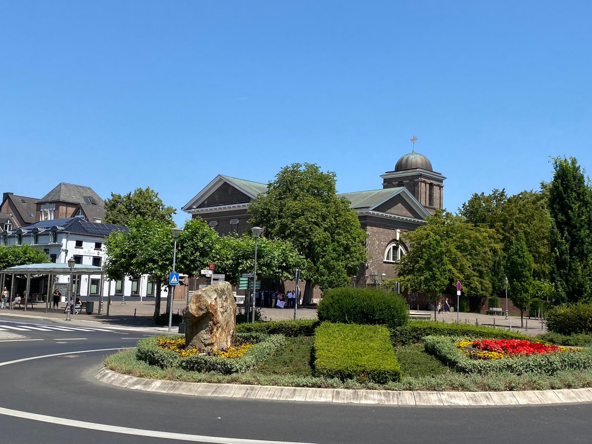 Keine Spur mehr vom Hochwasser: In der Kirche St. Mariä Himmelfahrt Geilenkirchen werden wieder Hochzeiten gefeiert.