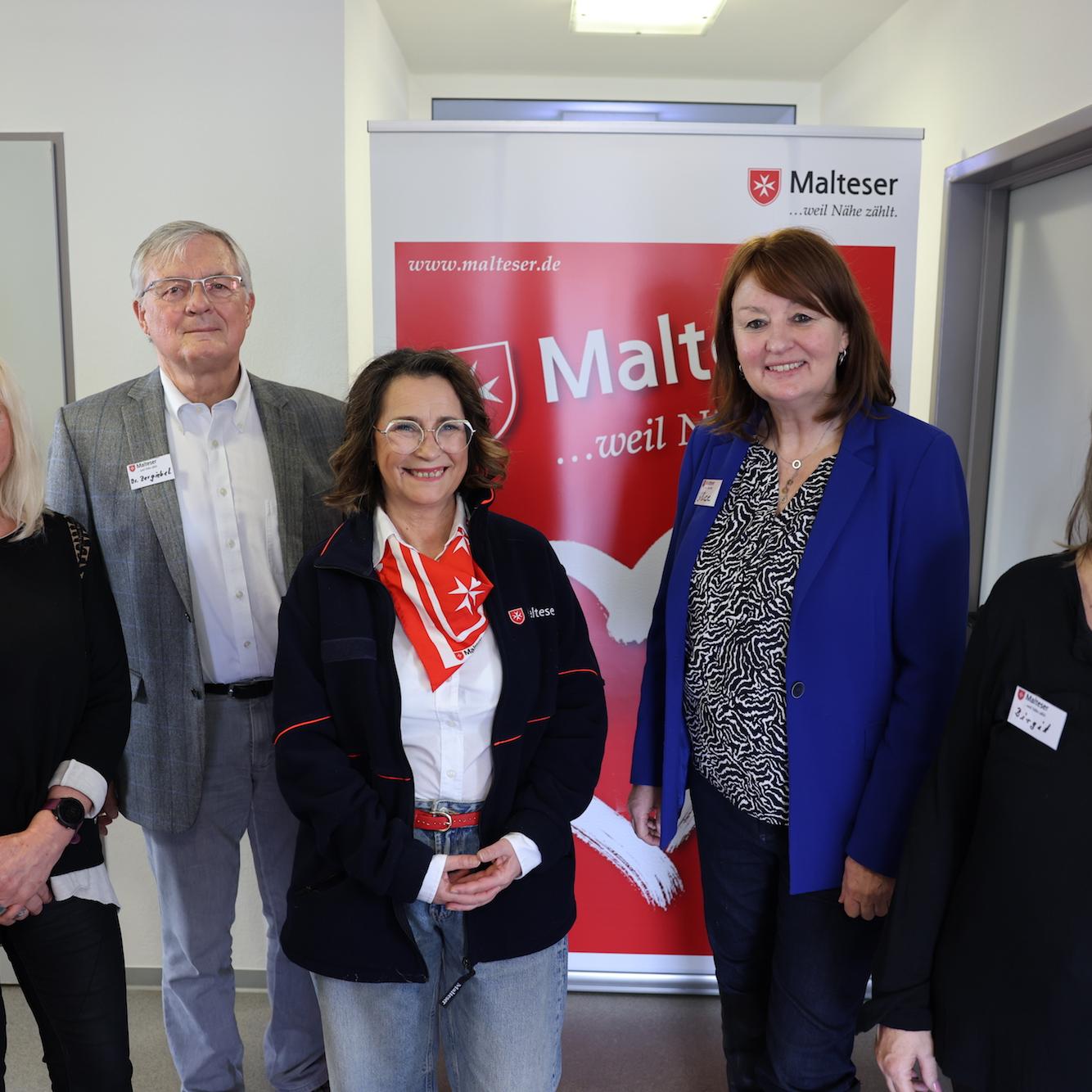 Das ehrenamtliche Team um Anne Papritz, Dr. Hubert Zergiebel, Diana Wintz, Alice Speth und Birgit Klitsche (von links) freut sich über Verstärkung.