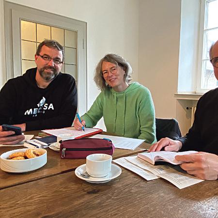 Organisatoren Tauffest St. Vitus: Frank Seeger-Hupperten, Esther Gommel-Packbier, Peter Blättler (v.l.)