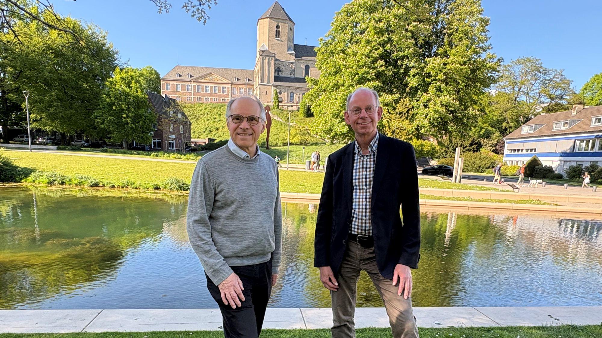 Peter Blättler ist Propst der Münster-Basilika in Mönchengladbach,  Stephan Dedring ist Pfarrer an der evangelischen Hauptkirche in Rheydt.
