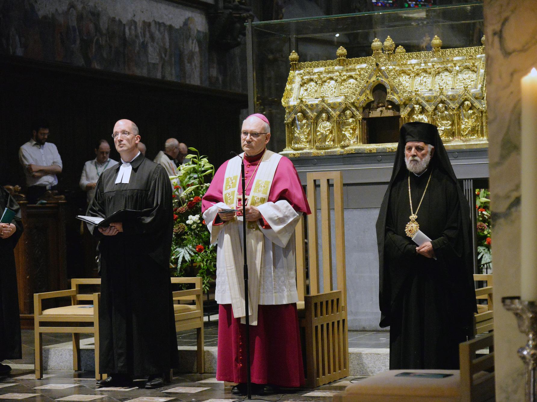 Christen gehören zusammen (c) Andreas Schmitter