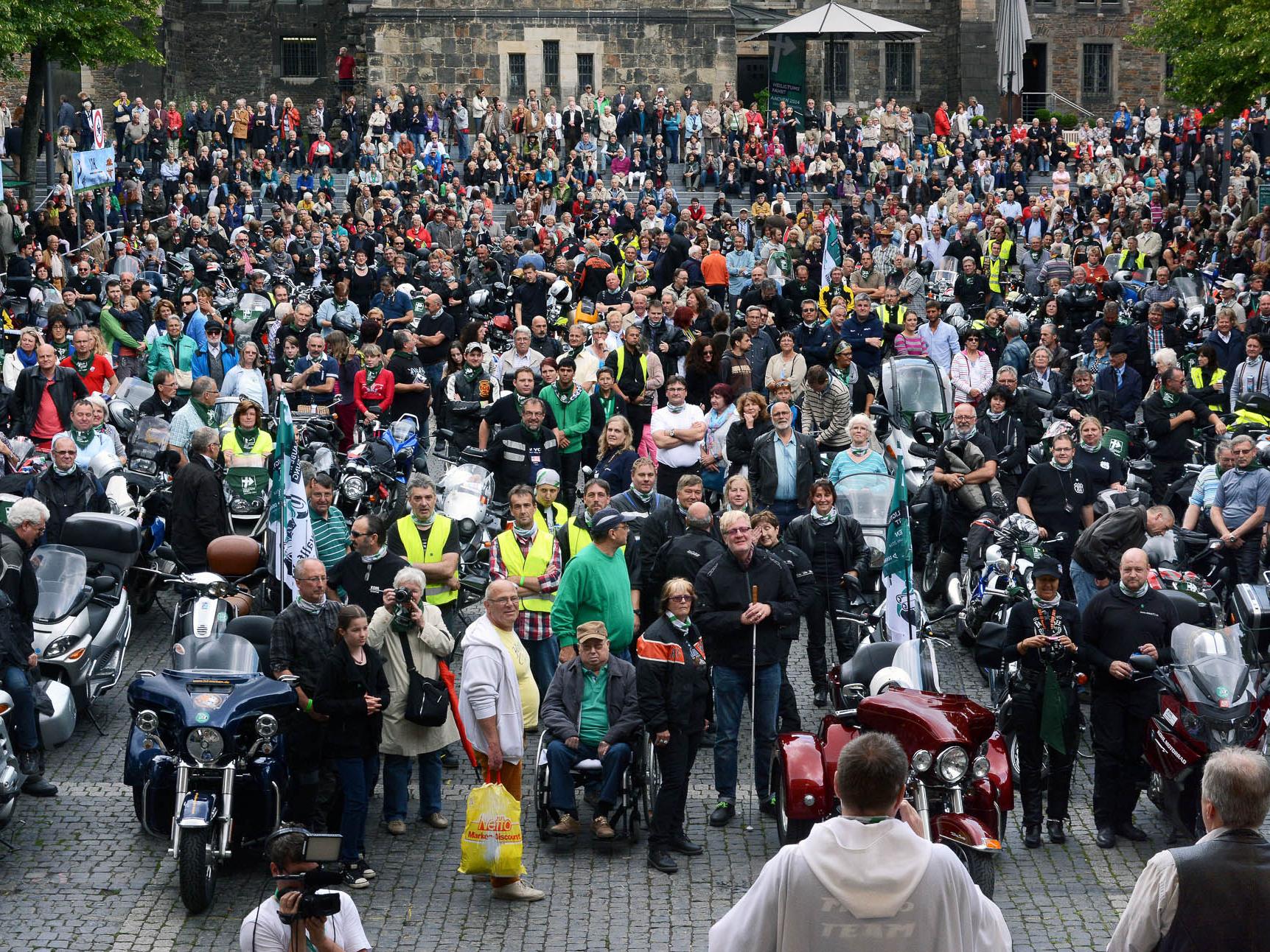 Bikerwallfahrt auf der Heiligtumsfahrt Aachen