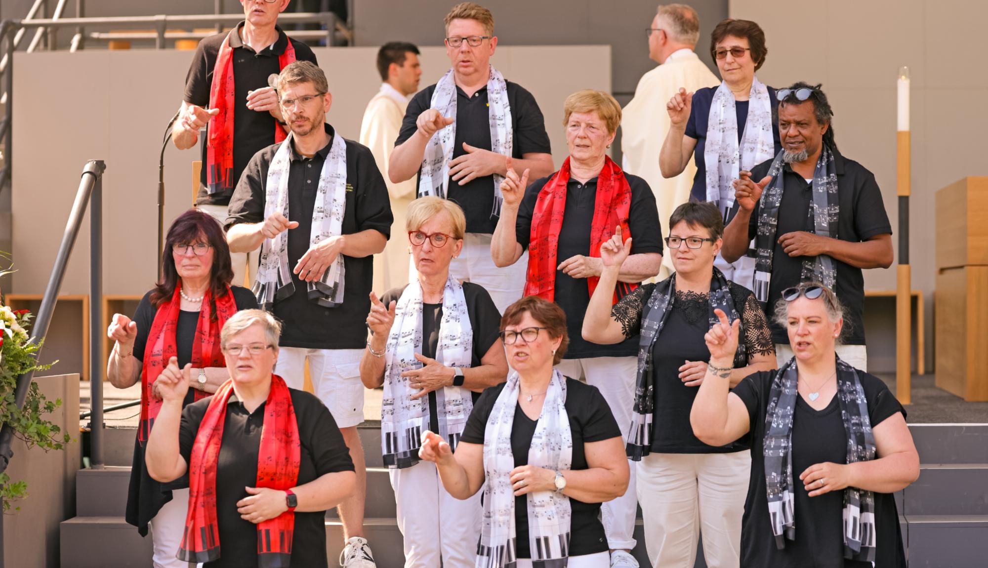 Heiligtumsfahrt Aachen 2023 - Pilgermesse mit Bischof Stephan Ackermann, Trier - Barrierefrei (c) Domkapitel Aachen/Andreas Steindl