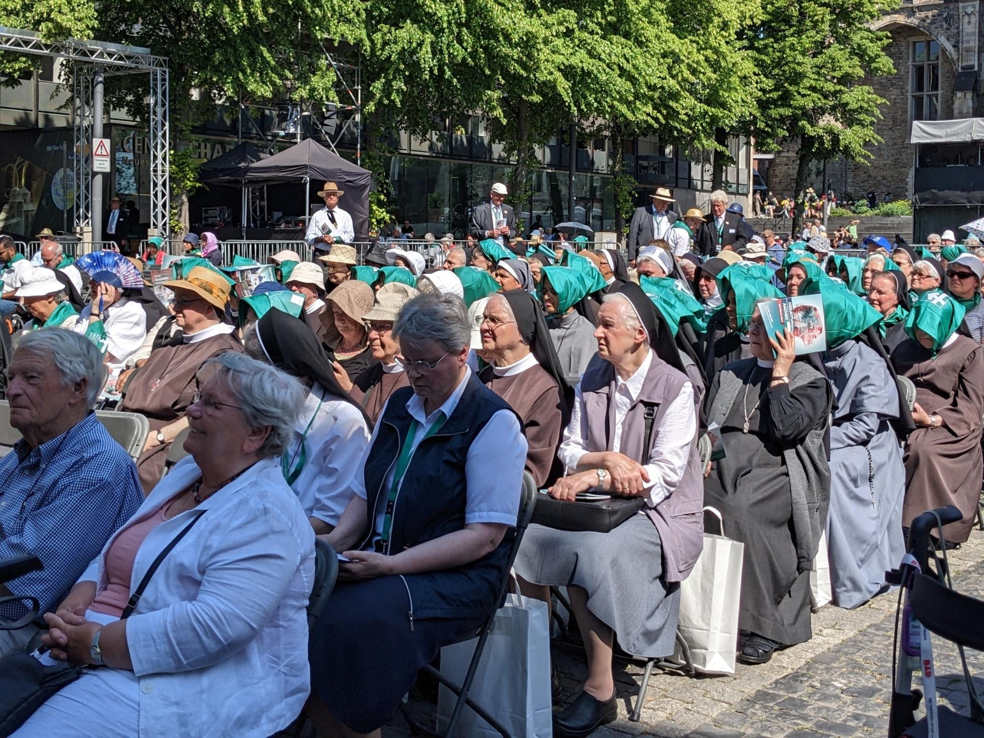 „Es ist ein wunderbare Stimmung in Aachen.“ (c) Domkapitel Aachen - Stefanie Sieger-Bücken