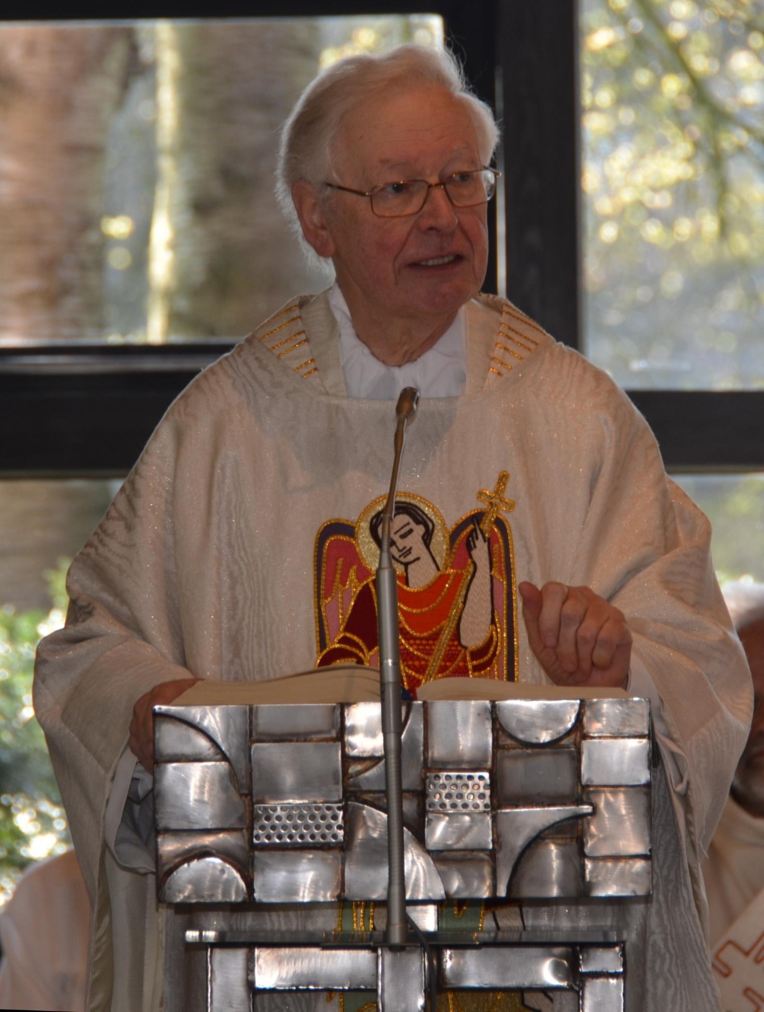 Prälat Dr. Peters (c) Heinz Karenfort