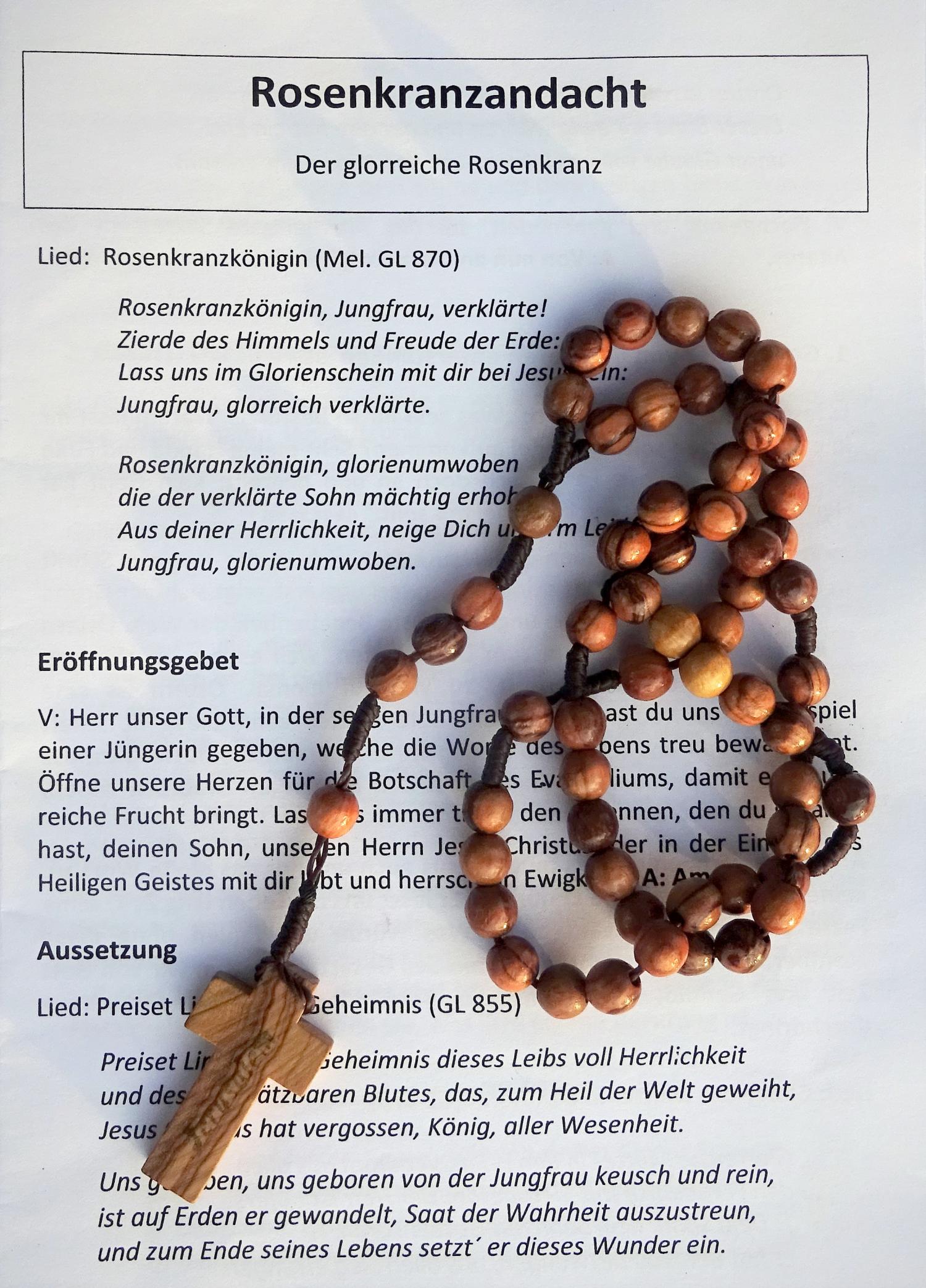 a-rosenkranz-andachten-in-der-kerlachkapelle_by_Monika_Erhard_pfarrbriefservice