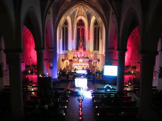 20151121 Junge Kirche