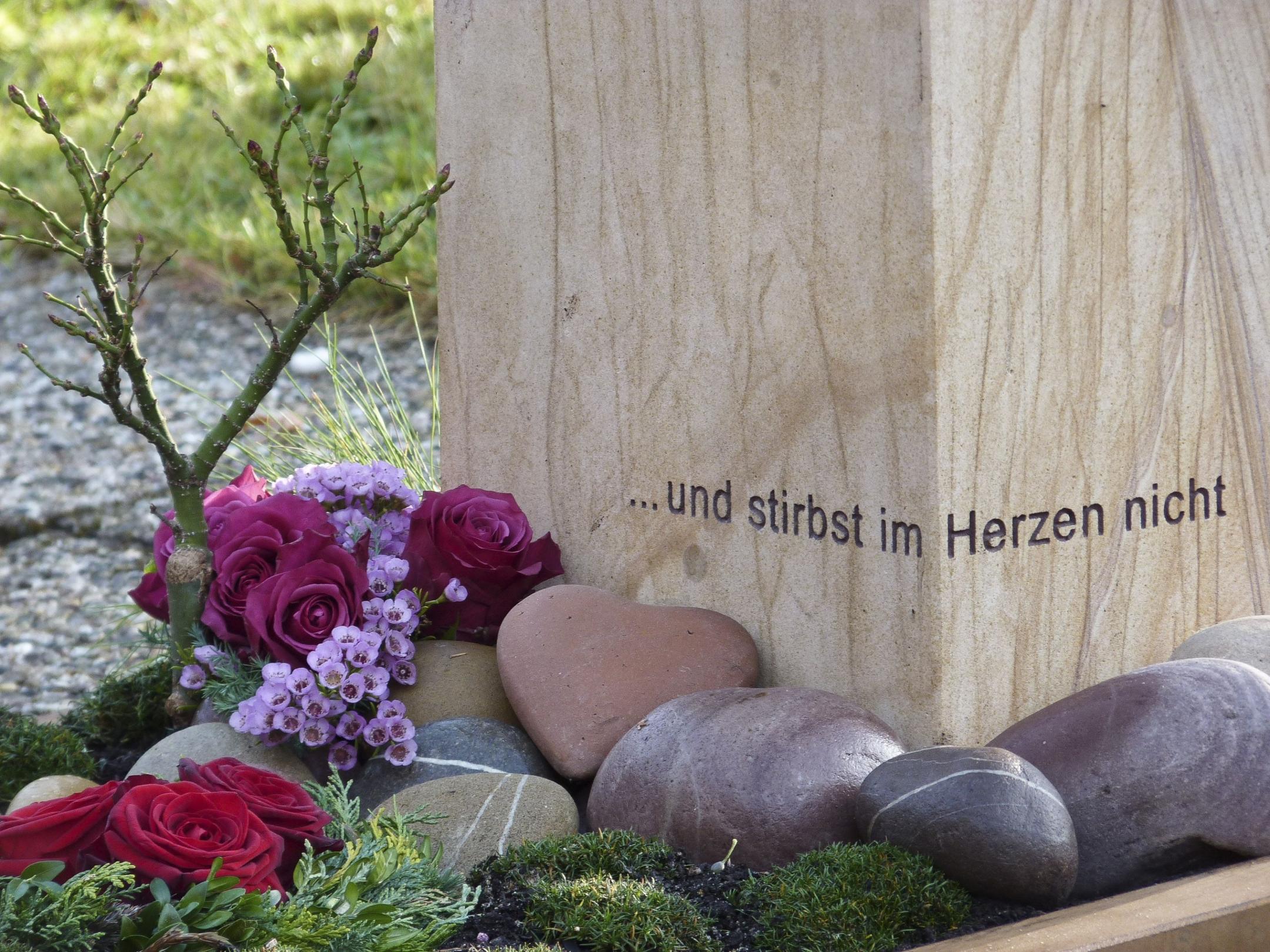 ...und stirbst im Herzen nicht