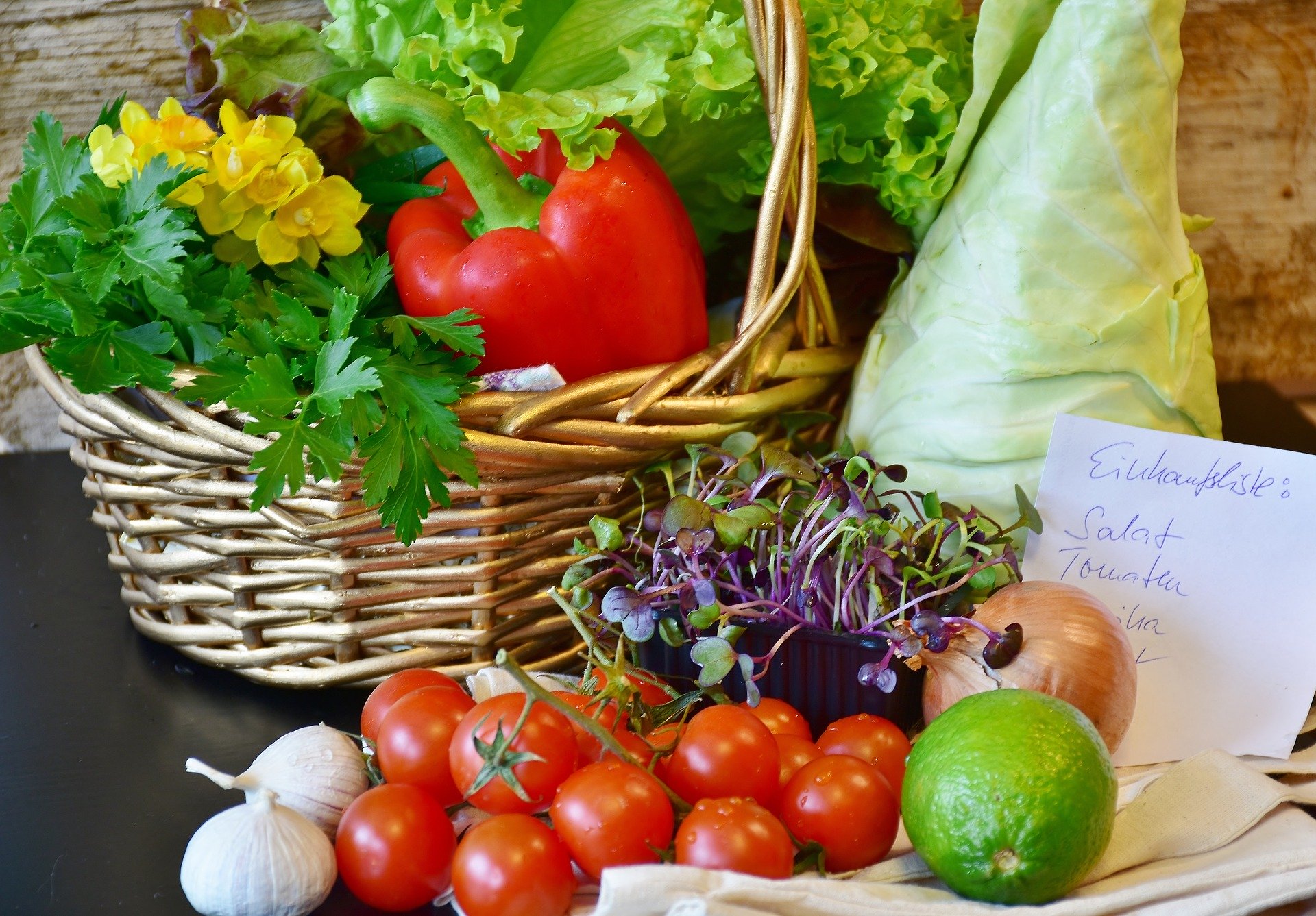 vegetables-2268682_1920