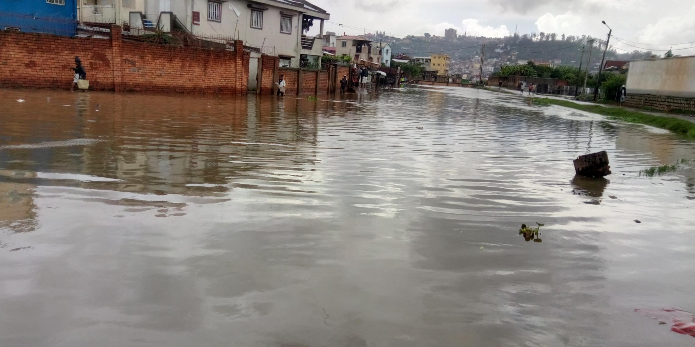 Stadtteil mit Bildungszentrum von Iray Aina
