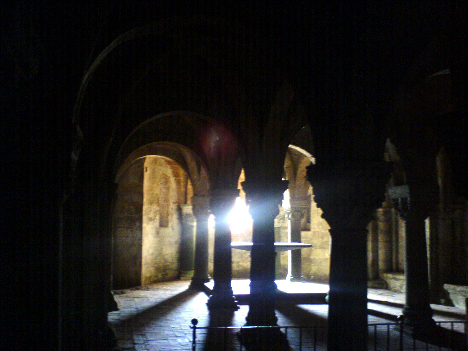 Krypta der Chiesa del Santo Sepolcro in Aquapendente (c) Werner Becker