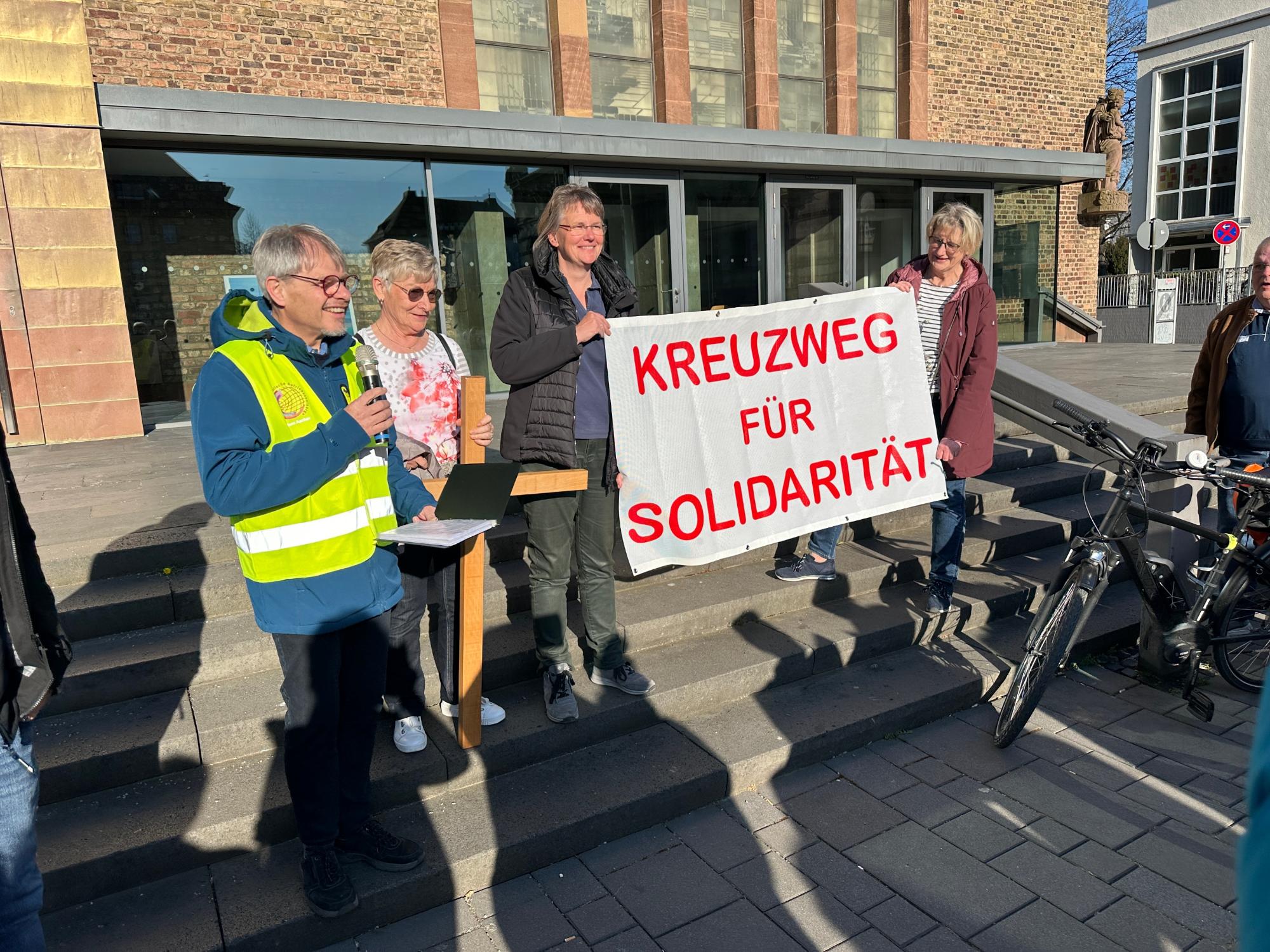 Kreuzweg für Solidarität