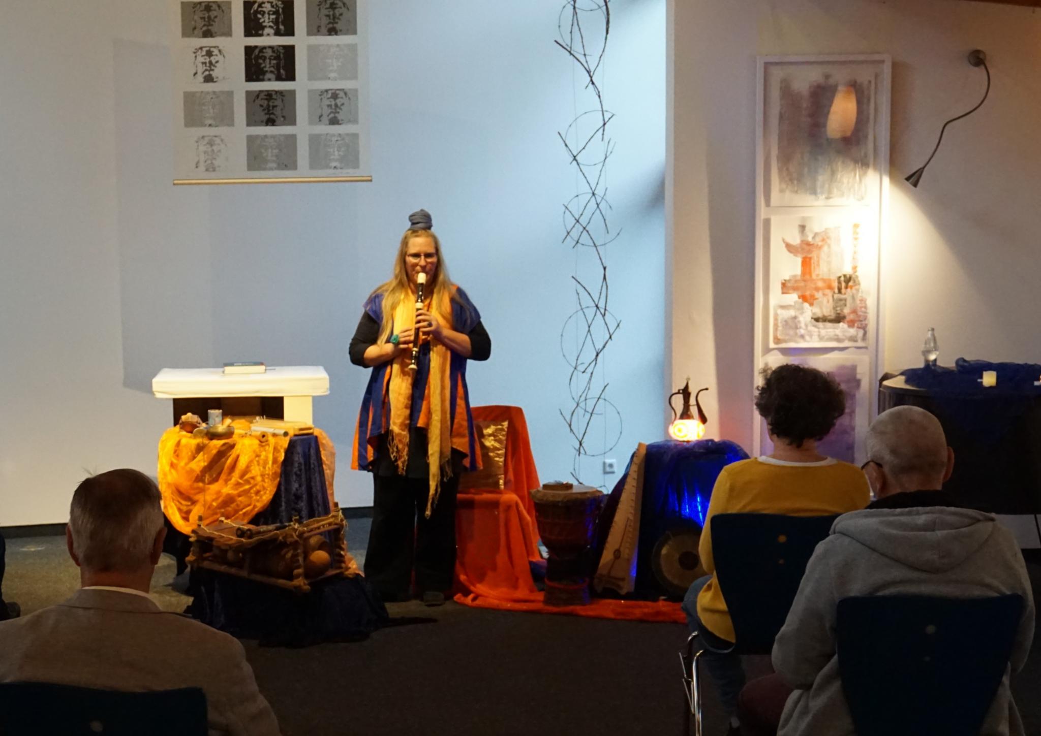 Frau Diana Drechsler