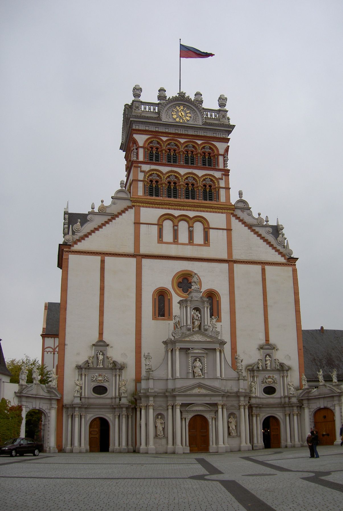 St. Matthias Basilika (c) Georg Schmetz